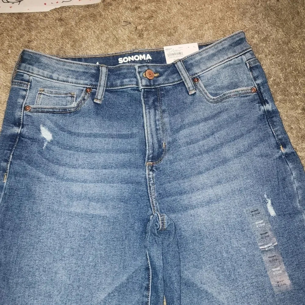 Women's Sonoma Good for Life High Waisted Straight-Leg Crop Jeans Size 4 - Picture 4 of 5